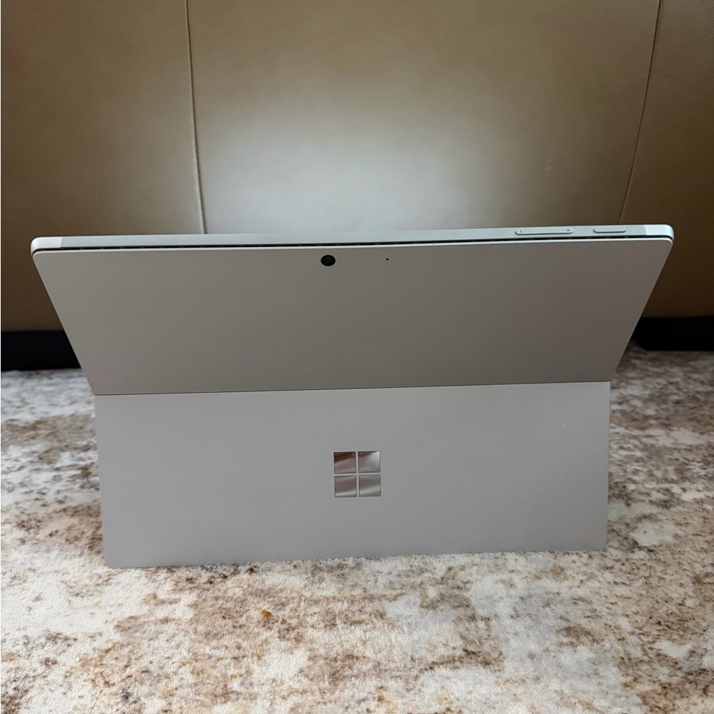 Surface Pro 7 - Picture 4 of 6